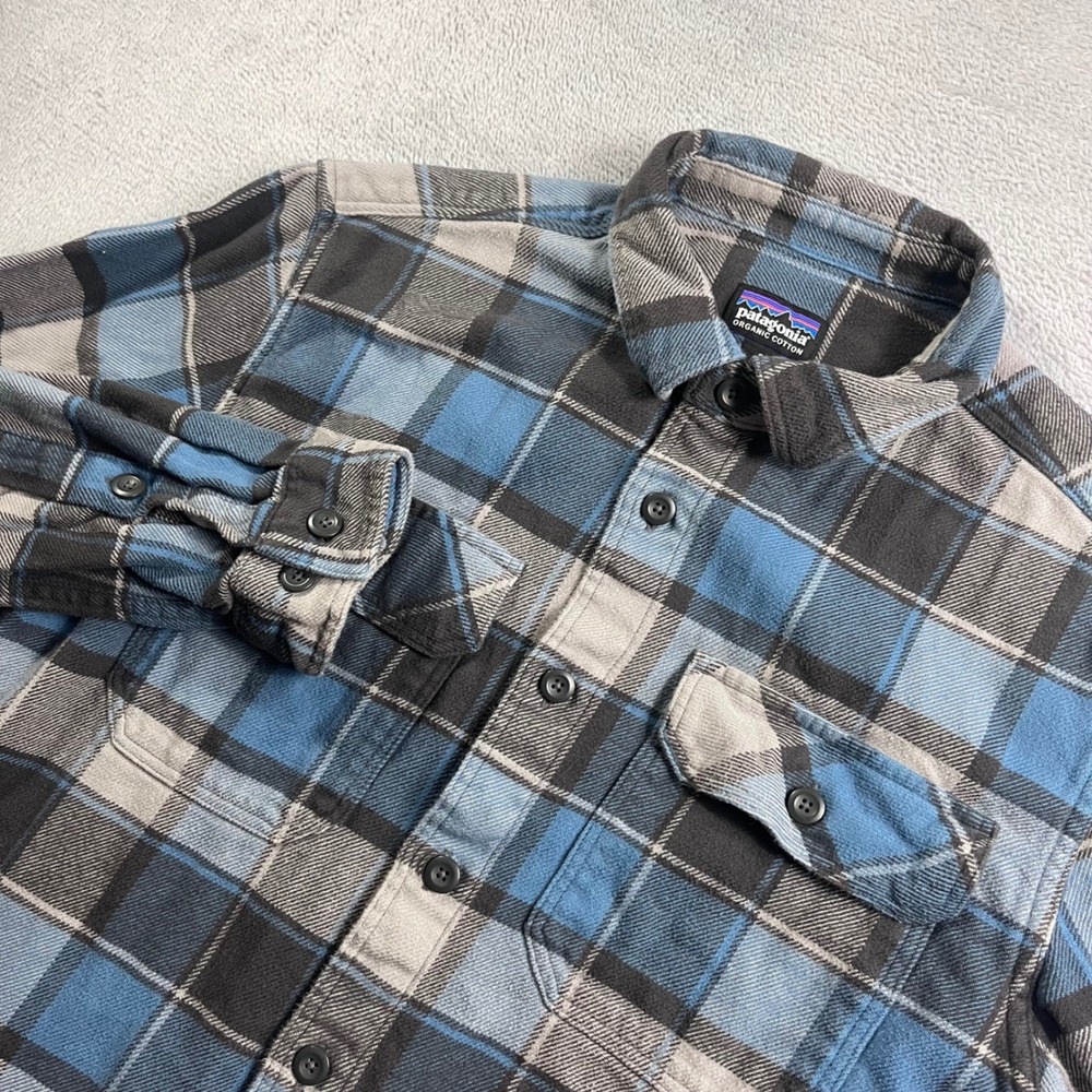 Patagonia Mens Heavyweight Fjord Flannel Shirt Pigeon Blue Plaid 53947 FA20 S